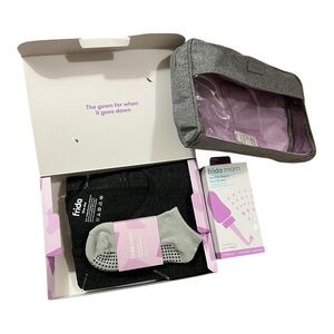 Fridamom Labor & Delivery Gown, Socks, Bag, and Peribottle Postpartum